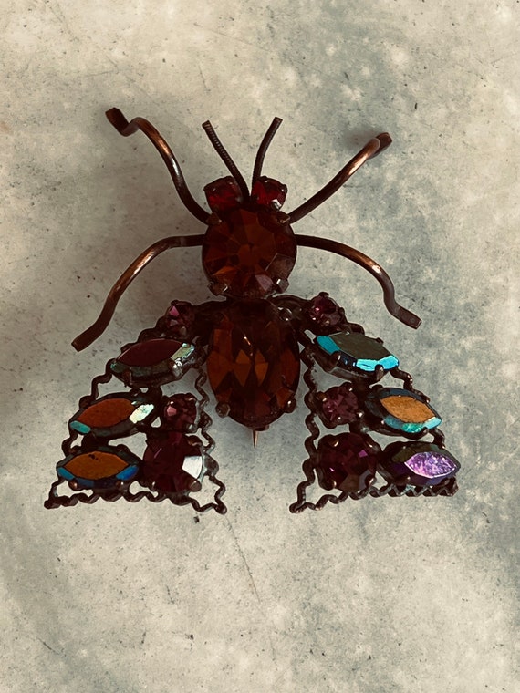 Vintage Neu Gablonz stone set insect brooch