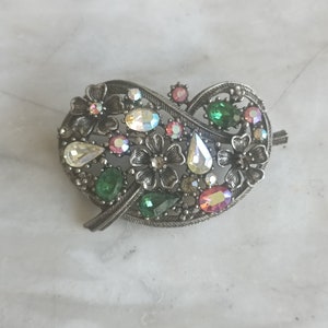 Vintage 1950s Jewelcraft brooch