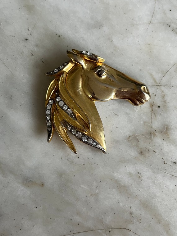 Broche Ciner en forme de tête de cheval avec cristaux Swarovski, neuve, jamais portée, années
