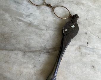 Antique mother of pearl lorgnette