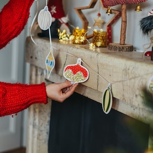 Garland with traditional christmas ornaments | Cute christmas garland | original aquarelle illustration | christmas tree paper decoration