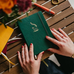 Bullet pattern journal | Bujo journal | Dot grid notebook | Undated planner | Bullet notebook | Perfect for DIY bullet journal | 140 pages