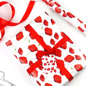 Papel de embrulho com tema papoula. Papel de presente com papoulas.