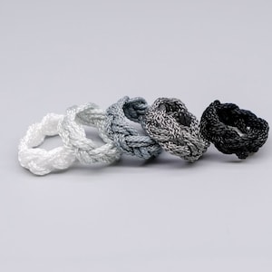 Paracord ring - white, gray, black to choose from - 2 cords