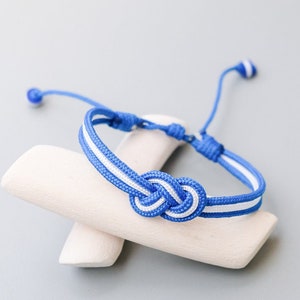 Figure 8 hotsell knot bracelet
