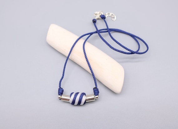 Paracord necklace knot sale