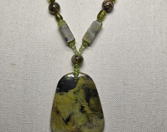 Collar de ágata musgosa, colgante de lazardita, collar grande de lazardita