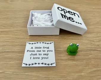 I Love You Gift, Frog Gift, Gift For Boyfriend, Gift For Girlfriend, Frog Keepsake, Matchbox Gift, Valentine's Day Gift