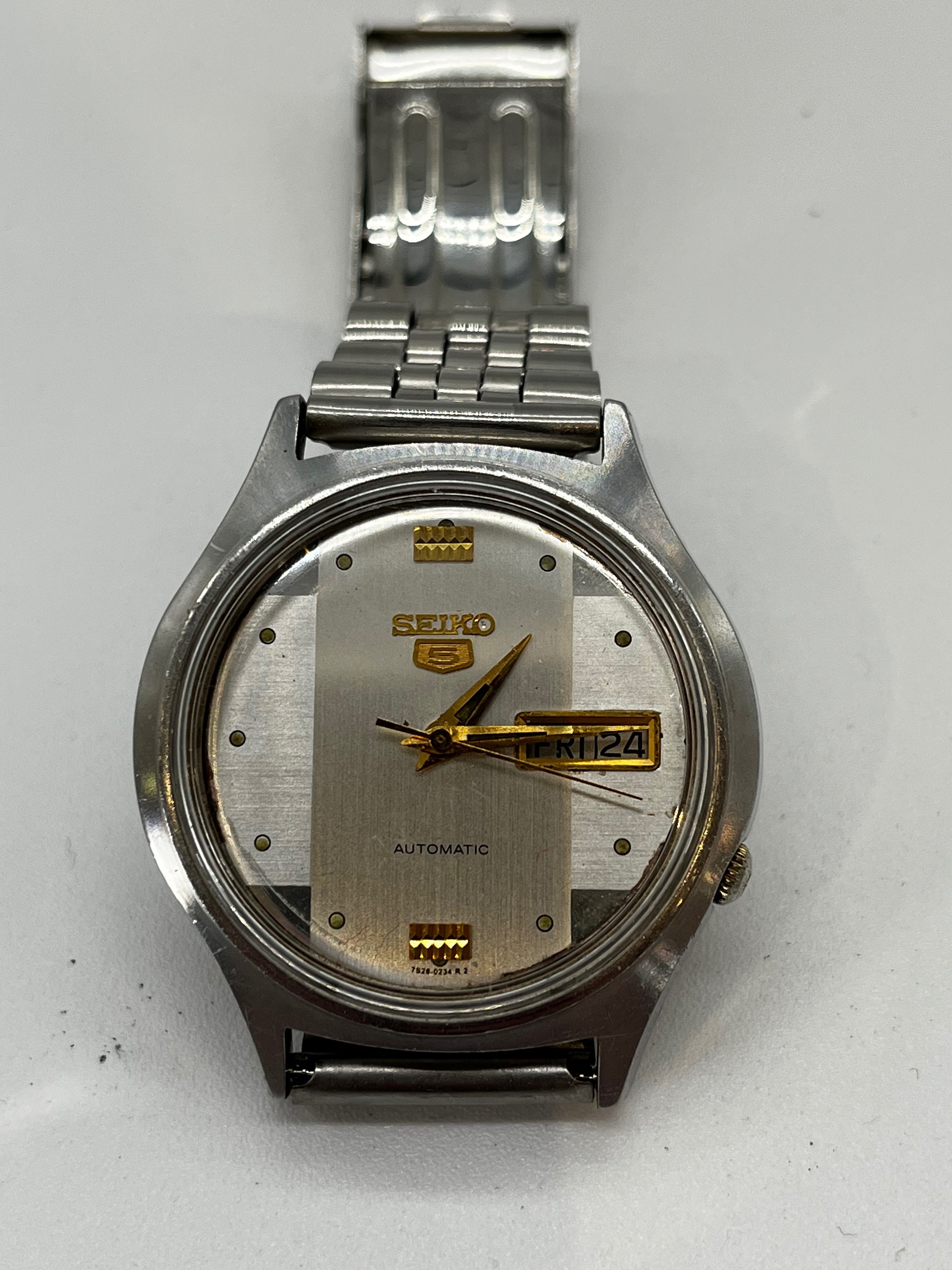 seiko day and date