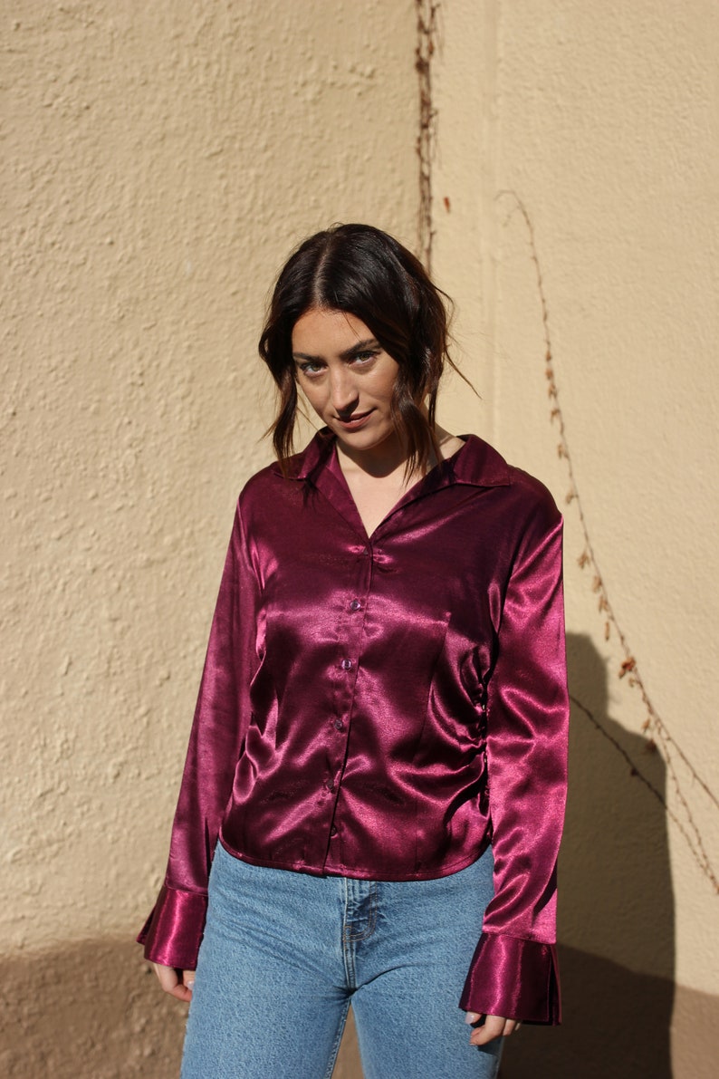 fall 2020 shirt red button up Vtg Maroon Ruched Shirt cropped holiday retro 90s work from home