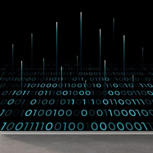 Puede incluir: Un fondo negro con un patrón de código binario blanco y azul. Líneas verticales blancas se extienden desde la parte inferior de la imagen hasta la parte superior, creando un efecto visual de flujo de datos.