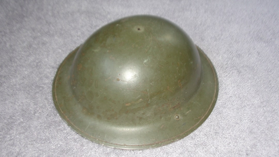 Canadian WWII brodie Helmet - Etsy Canada