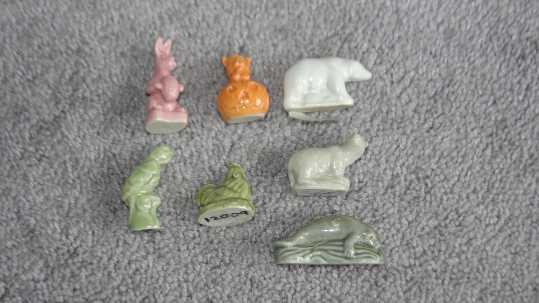 Seven 7 Red Rosewade Figurines Includes Pumpkin October & Easter Bunny
