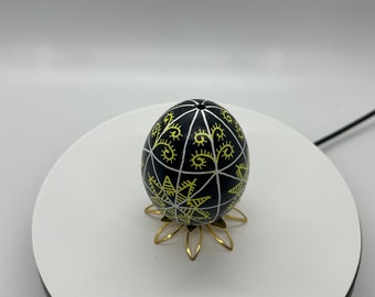 Traditional Chicken Egg Pysanka, Folk Art, Pisanki, Ukrainian Easter Egg, Pysanky, Batik, Egg Art
