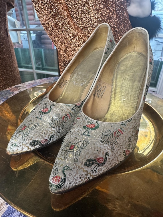 Vintage brocade peacock horse gold green handmade heels