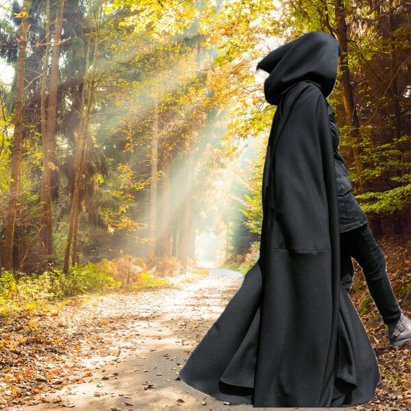 Cape à capuche noire avec poche ~ Cape pour soirée à thème ~ Cape Comic Con ~ Capes d'Halloween ~ Toutes les couleurs disponibles