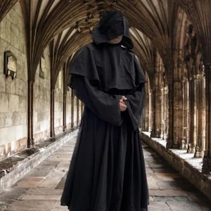 Medieval Monk Full Sleeves Robe~ Hooded Cowl, Pocket Robe~ Religious Robe~ Monk Habit Robe~ Black Robe~ Hooded Robe with Sleeves and Pocket~