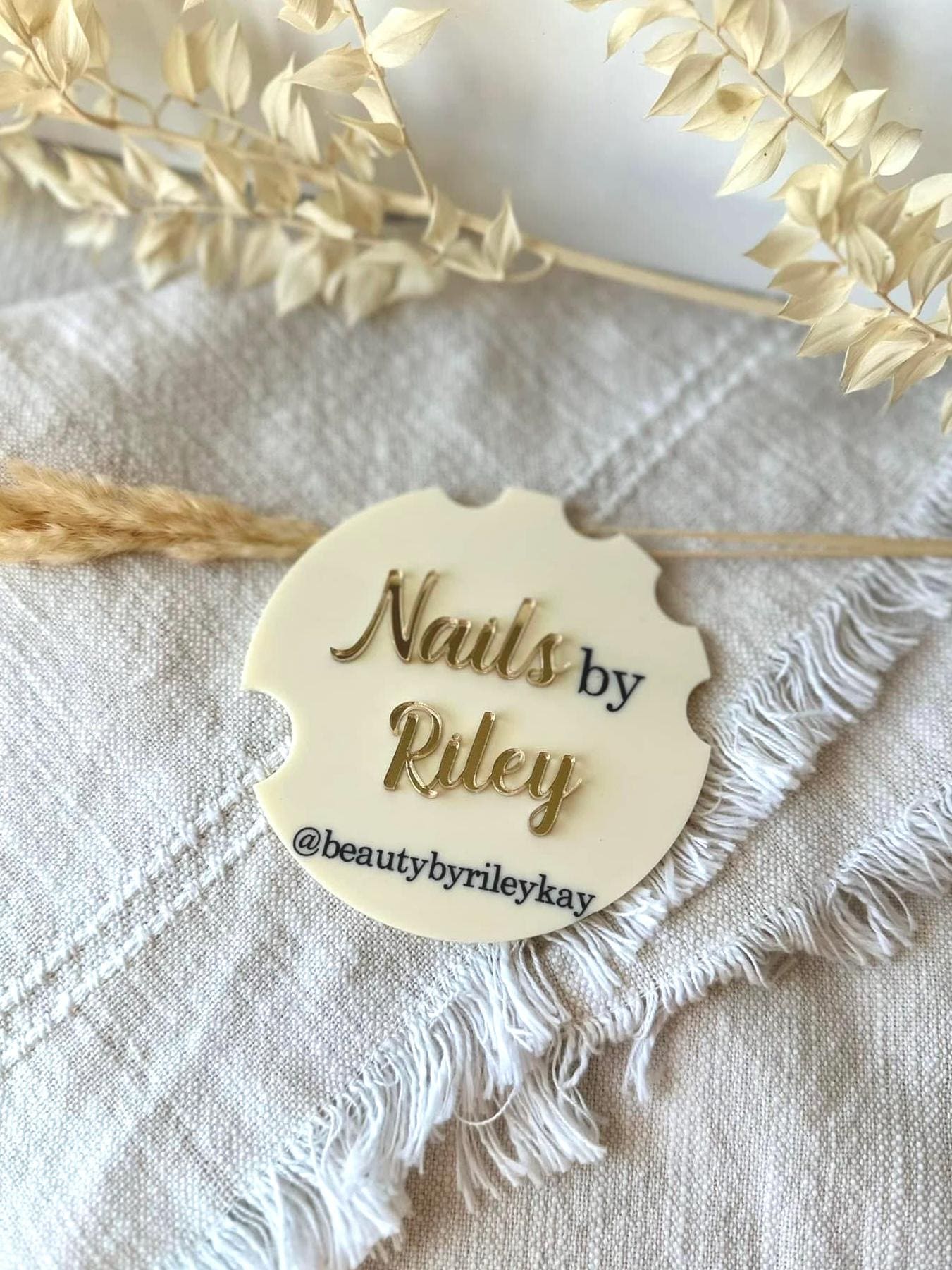 Custom Acrylic Nail Photo Props - Personalized Display Plate For Nail Artists & Salon Social Media