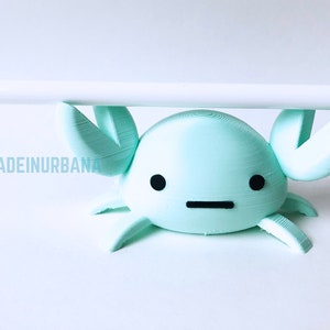 Jace Crab, the Apple Pencil Crab Holder Helper in Mint Chip