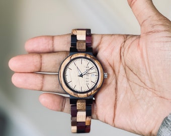 Montre en bois pour femme, montre en bois, cadeau personnalisé pour elle, montre en bois pour femme, cadeau de Saint-Valentin pour elle, montre une femme