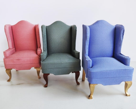 miniature dollhouse chairs