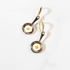 Breakfast Earrings, Fried Egg In a Pan, Statement Earrings, Novelty Earrings, Gifts, Polymer Clay Earrings, Food Jewelry, Gold Drop Earrings