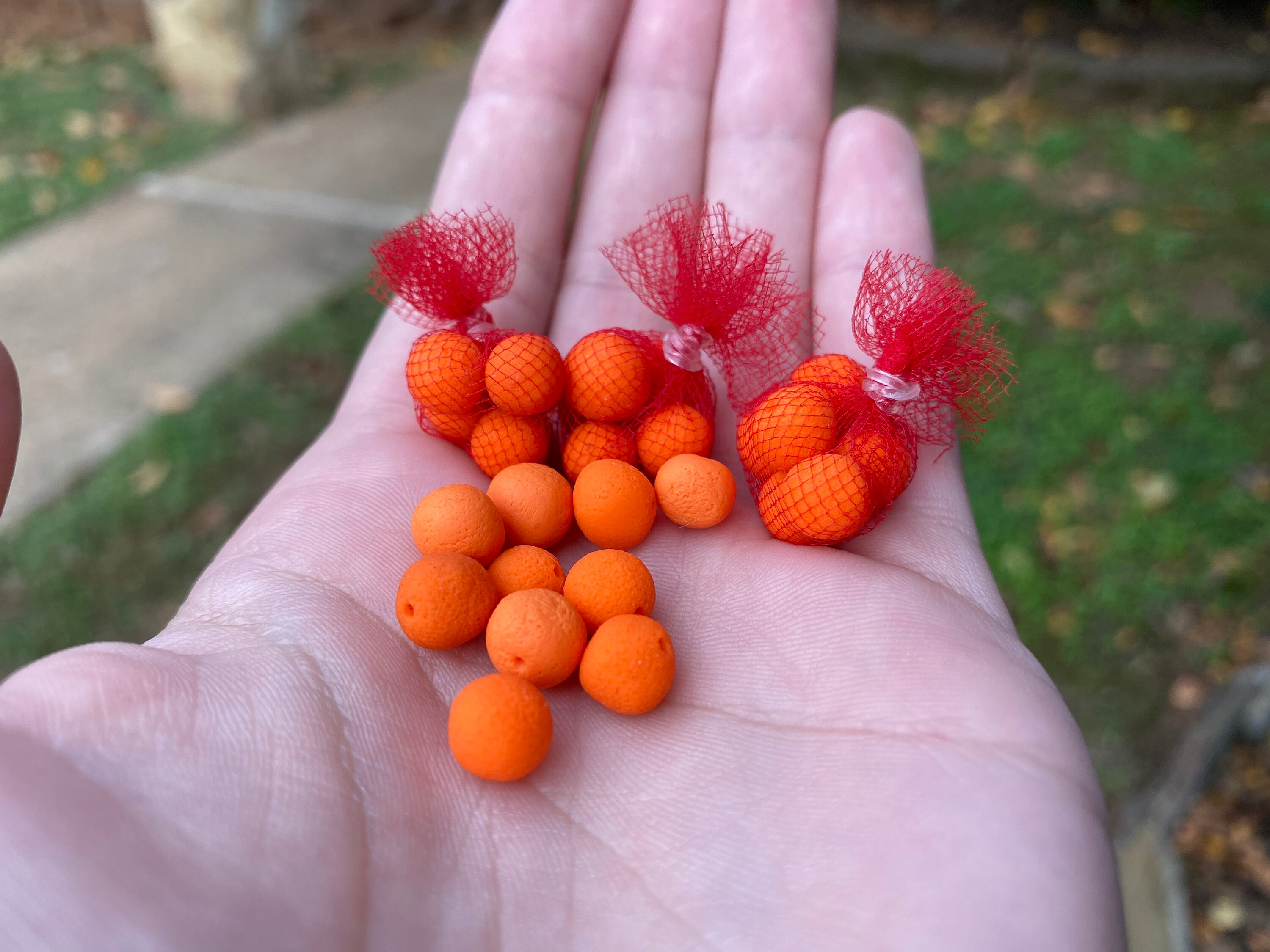 Puppenhaus Miniatur Gemüse Sortiment in orange Schale