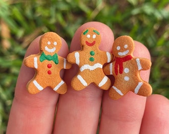 Miniature Dollhouse Gingerbread Men Cookies for Winter Holiday Christmas Hanukkah Peppermint Santa Stocking Stuffer Toys Gifts for Kids