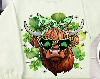 St. Patrick's Day Highland Cow PNG: retro klaverontwerp (digitale download)