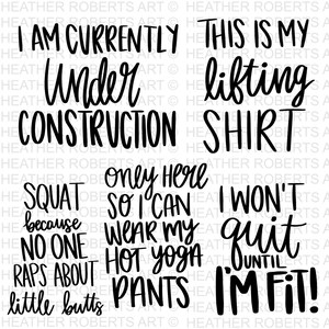 K&ouml;nnte beinhalten: Schwarz-wei&szlig;e Textkunst mit Fitness-Phrasen wie "Under Construction", "Lifting Shirt" und "I won't quit until I'm fit!" Motivierendes Design f&uuml;r Fitness-Enthusiasten.