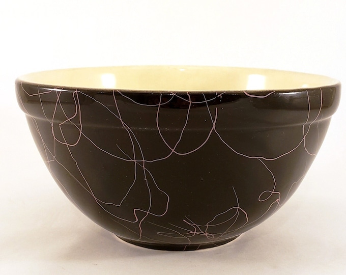 Hull Black & Pink Atomic Drizzle Bowl