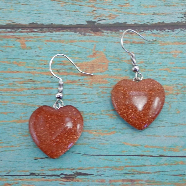 Sandstone Heart Shape Stone Earrings in a Polished and Smooth Finish, Precious Heart Earrings, Sparkling Brown Sandstone beaded earrings.
