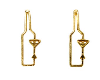 Wine bottle and glass fashion earrings designed in a gold plated finish.  Wine fashion jewelry earrings.