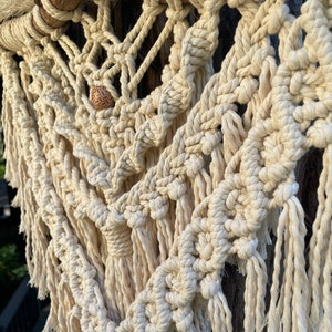 Macrame wall hanging: Abundance
