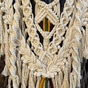 Macrame wall hanging: Madrone