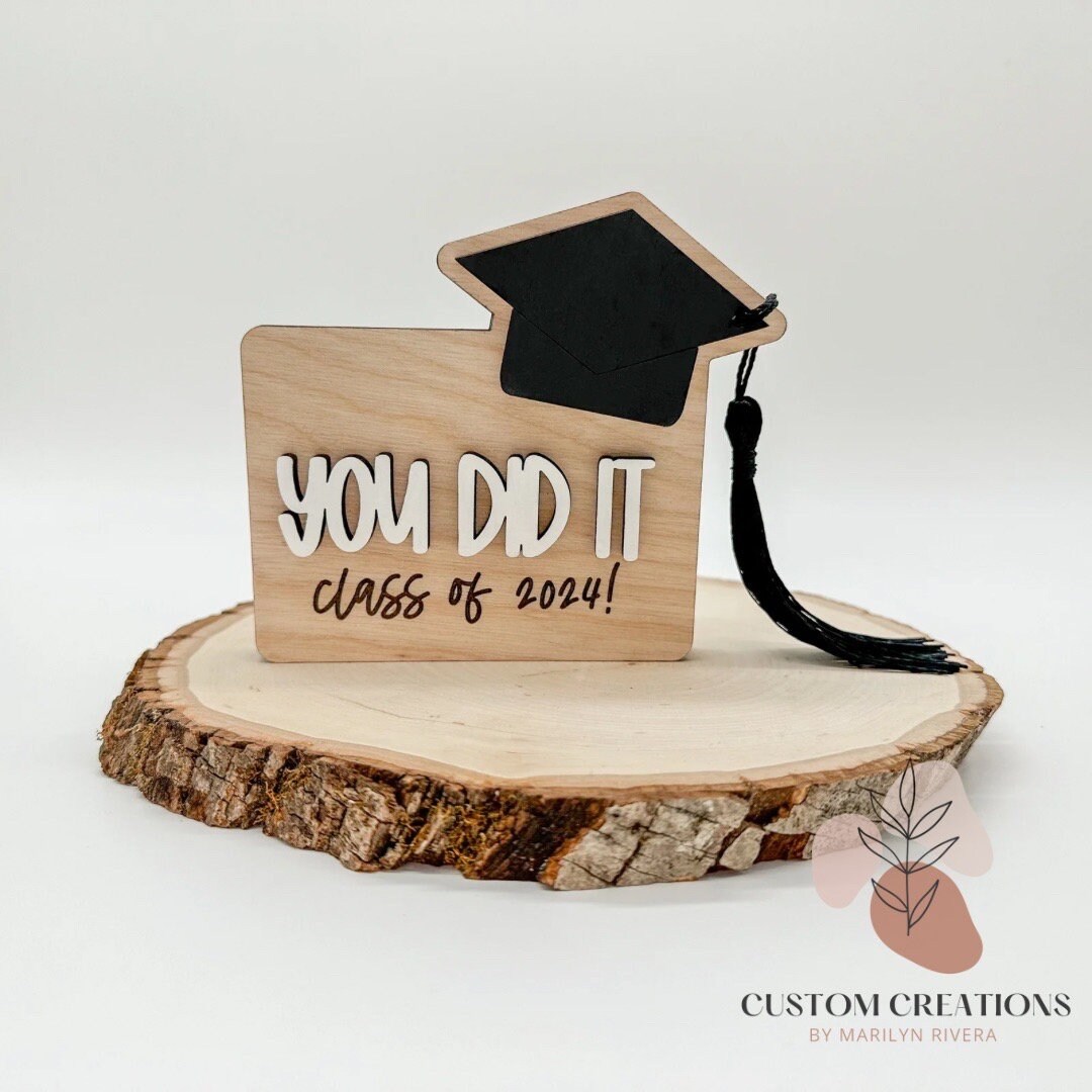 Wood Graduation Gift Card Holder - Class of 2024 - Etsy
