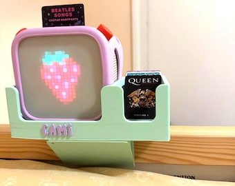 IKEA KURA Yoto Gen 2 Gen 3 Player Regal Dock Kartenhalter | Etagenbetthalter nach Maß | Keine Bohren Audio Player Halterung | Name Kinderzimmer Geschenk