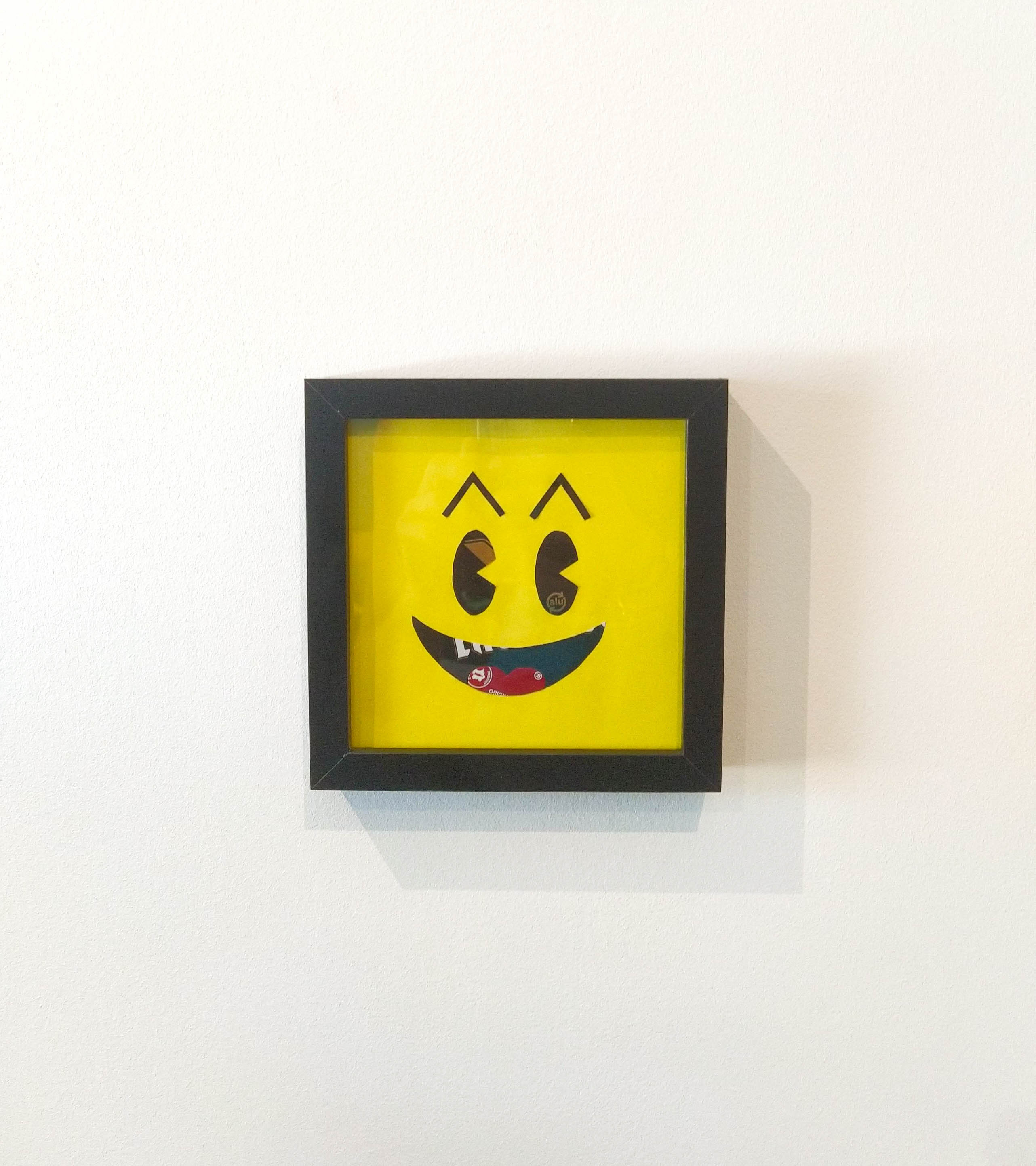 Cadre en Canettes Recyclées Du Pac-Man Minimaliste - Création Artisanale et Faite Main | Upcycletaca