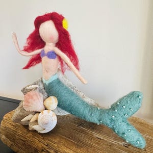 Ariel inspired by Little Mermaid,Felt needled Waldorf doll: felt with sea shells bild 4
