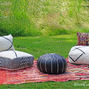 Gorgeous Kilim pouf,  Beni Ourain Pouf, Beni Ouarain Floor Pillow, Moroccan Kilim Pouf, Meditation Cushion Handcrafted from Moroccan rug