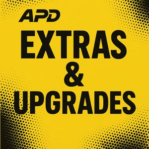 Może przedstawiać: Żółte tło z czarnym tekstem „EXTRAS & UPGRADES”. Tekst jest pogrubiony i bezszeryfowy. W lewym górnym rogu znajduje się „APD”. Tło zdobi wzór w kropki.