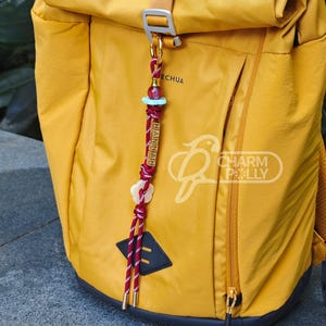 Personalized Name Rope Bag Charm Keychain Colorful flower-shaped Beaded Bag Charms Custom Paracord Travel Backpack Accessory Gifts for Her