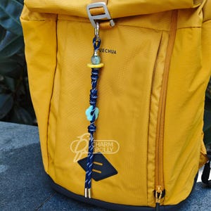 Bag Charm Keychain with Flower-shaped Charm Colorful Beaded Rope Bag Charms Personalized Paracord Travel Backpack Accessory Gifts for Her