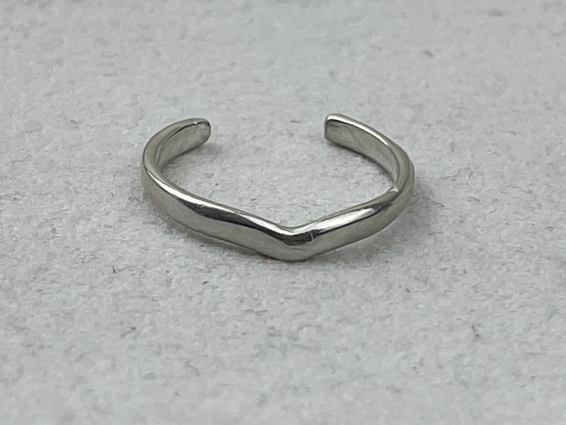 V Toe Ring Sterling Silver Toe Ring Adjustable Toe Ring image 3