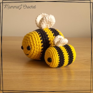 Crochet Bee Pattern PDF | 2 Sizes Bumblebee Amigurumi | Free Video Tutorial