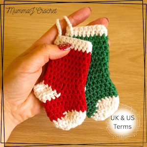 Mini haakpatroon voor een kerstsok (PDF) | Kerstboomversiering & cadeaukaarthouder | Direct te downloaden