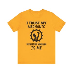 DIY Mechanic BMW T-Shirt: "I Trust My Mechanic" image 5