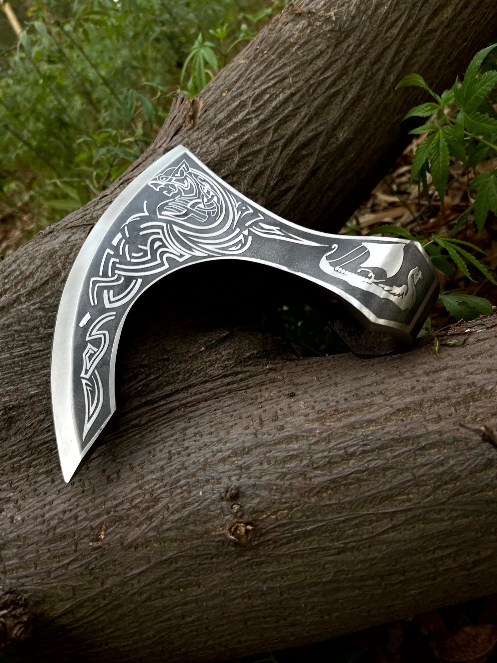 8 Engraved Tomahawk Axe Head, Biking Bearded Head, Hand High