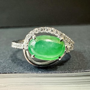Natural Myanmar Imperial Green Jade Cabochon Ring in 18K White Gold with Diamond Accents