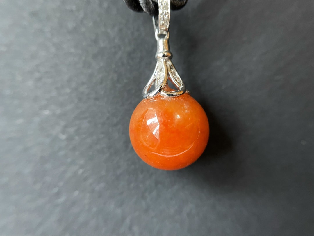 Natural Type A Myanmar Red Jadeite Beads 18K White Gold With Diamond